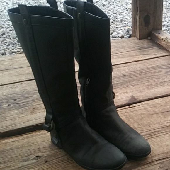 Cole Haan Shoes - more pictures photo updatesCole Haan black boots